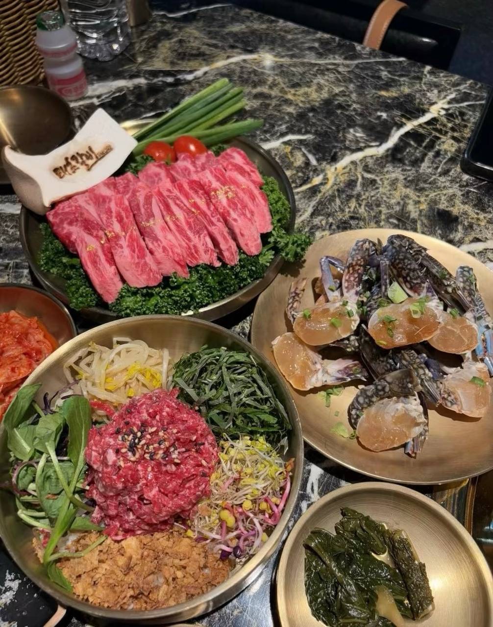 迪威国际酒店餐饮环境与特色餐食